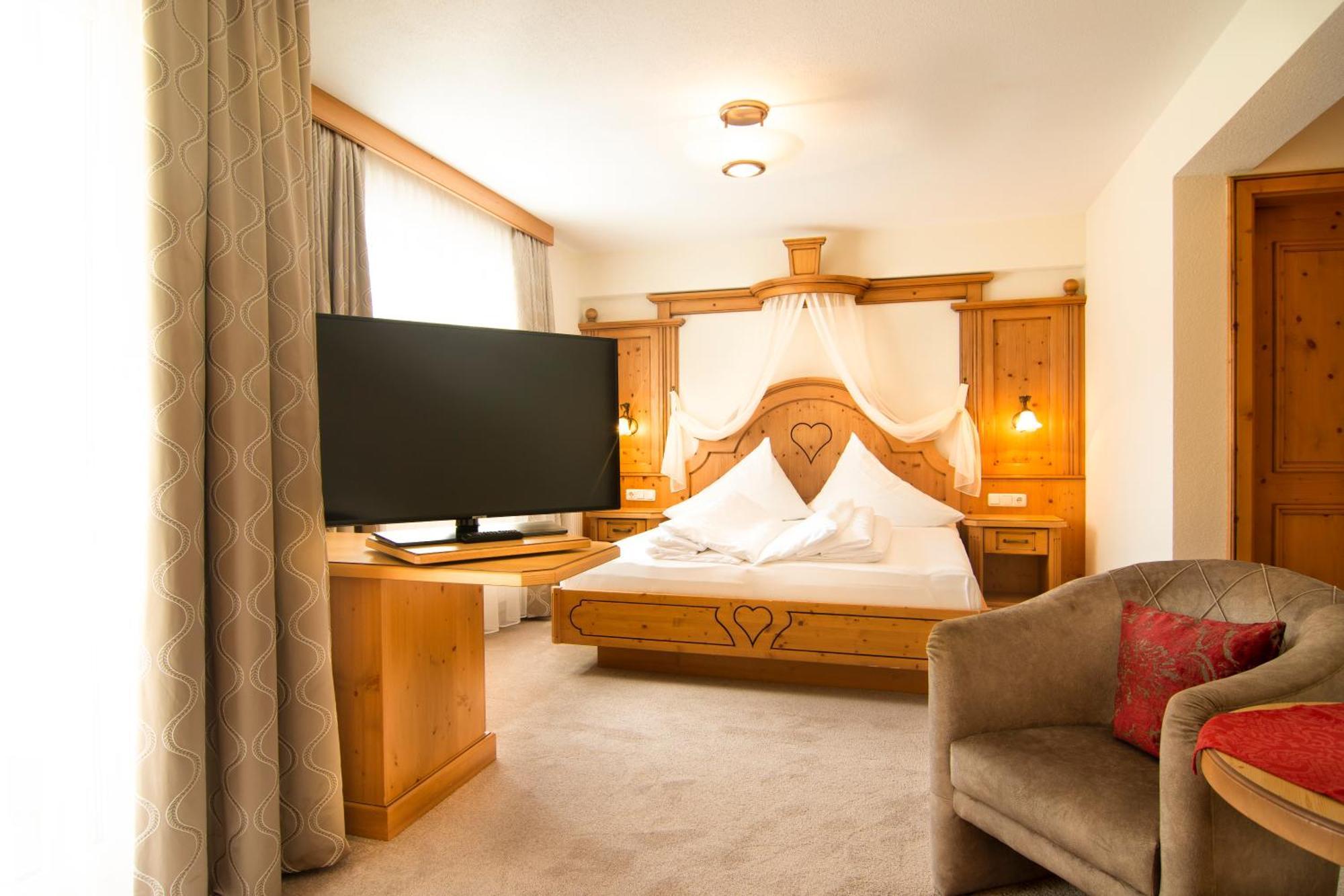 Hotel Ischgl Habitación foto