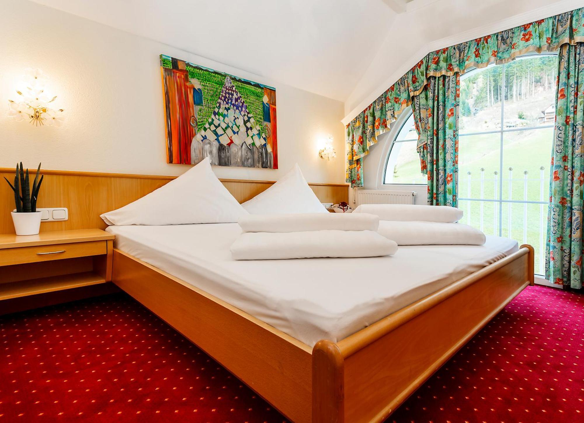 Hotel Ischgl Habitación foto